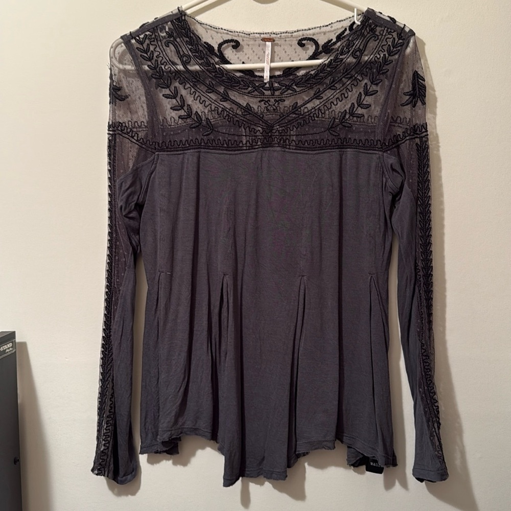 Free People Charcoal Black Top Amazing Details! XS Pre Owned